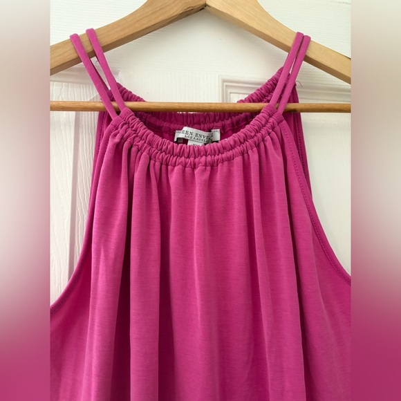 Green Envelope NWT pink sleeveless camo tank halter size XL shirt - Picture 2 of 9